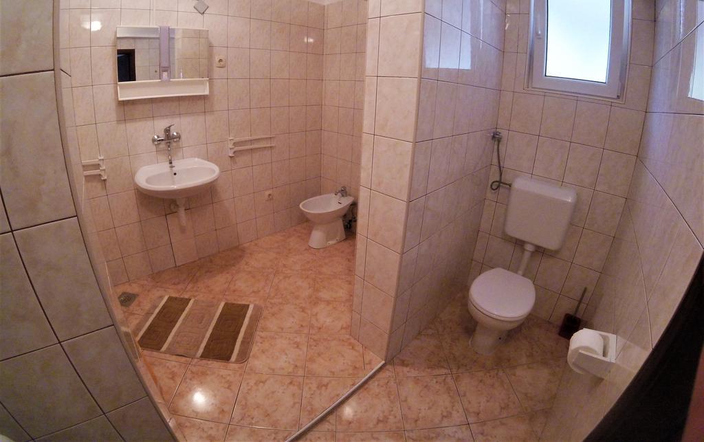 Apartments Olivera Supetarska Draga Dış mekan fotoğraf