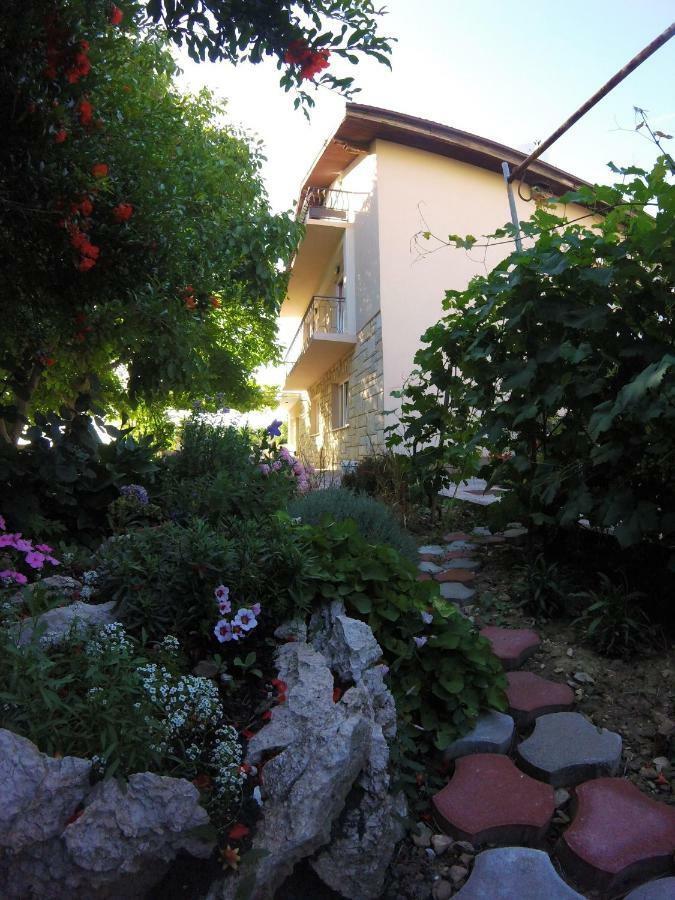 Apartments Olivera Supetarska Draga Dış mekan fotoğraf