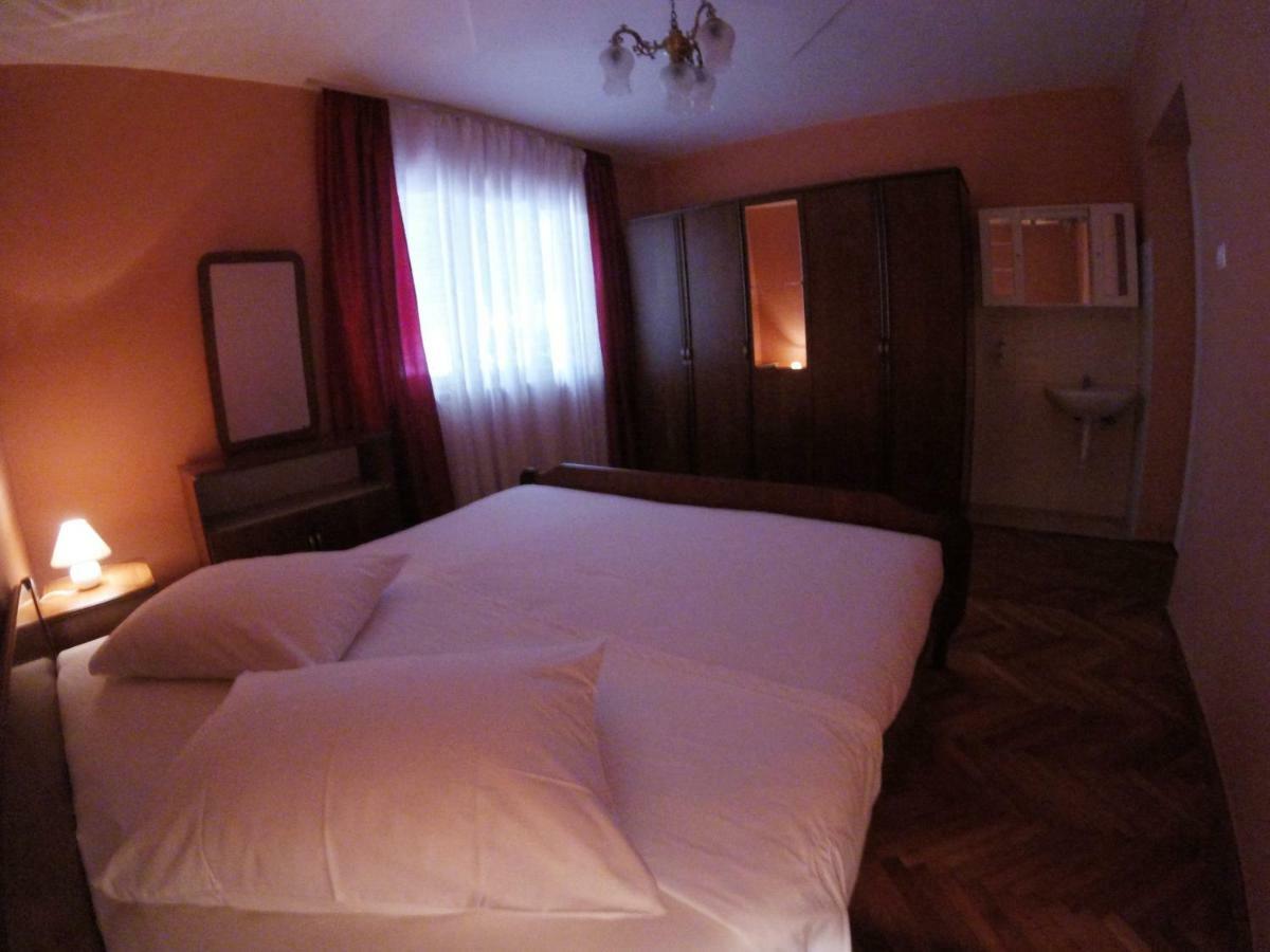 Apartments Olivera Supetarska Draga Dış mekan fotoğraf
